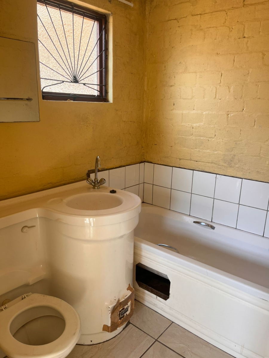 2 Bedroom Property for Sale in Amalinda Eastern Cape